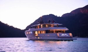 Aren-Yachting-Motor-Yacht-Sun-3-850x510-1