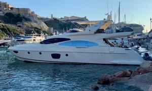 Motoryat-Azimut-68-Evolution-9-850x510-1.jpeg