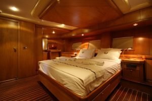 Mein-Schatz-27-mt-5-Cabin-Luxury-Gulet-Bodrum-16-750x500