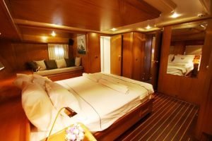 Mein-Schatz-27-mt-5-Cabin-Luxury-Gulet-Bodrum-17-750x500