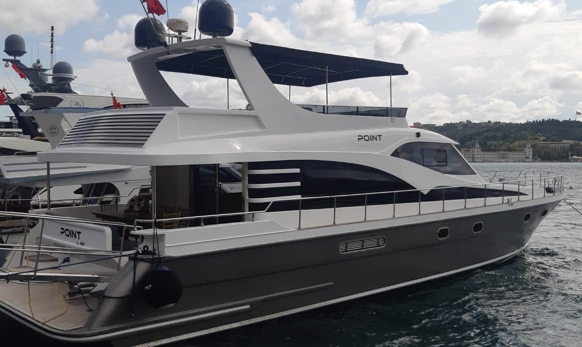 Yacht – 63