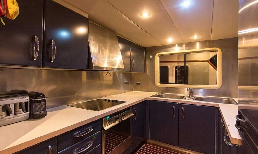Aren-Yachting-Aren-MB-409-22-850×510-1
