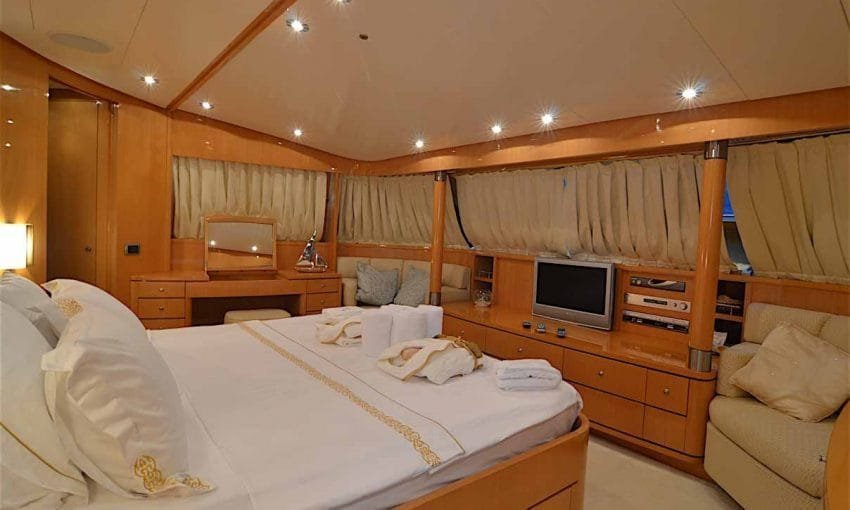 Aren-Yachting-Aren-MB-412-10-850×510-1
