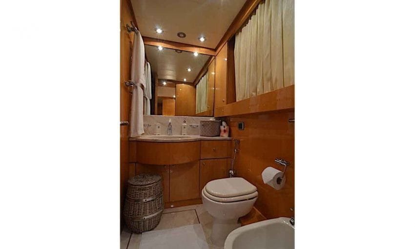 Aren-Yachting-Aren-MB-412-15-850×510-1