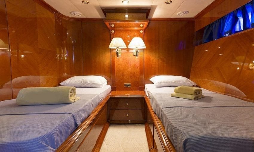 Aren-Yachting-Aren-MB-502-18-850×510-1