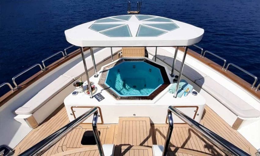 Aren-Yachting-Motor-Yacht-Forty-Love-21-850×510-1