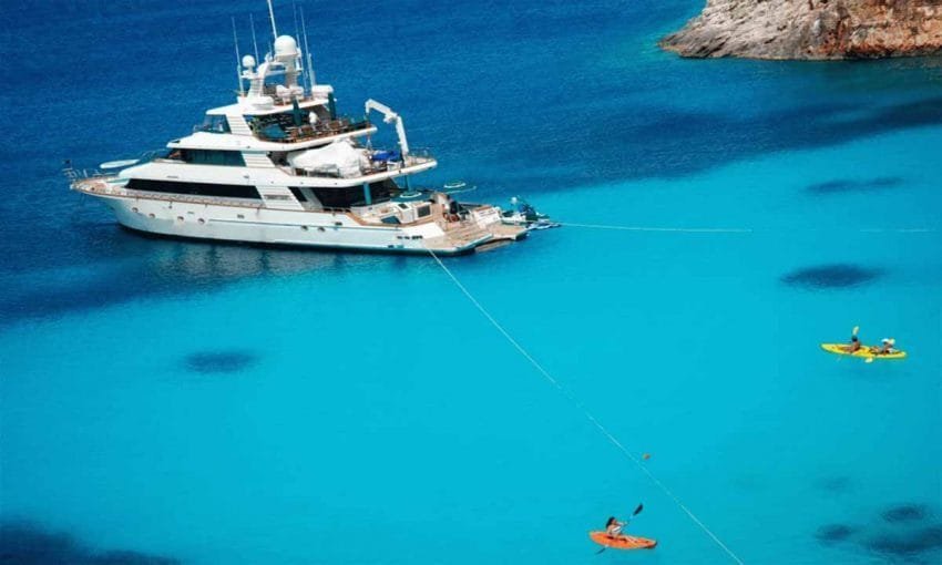 Aren-Yachting-Motor-Yacht-Forty-Love-4-850×510-1
