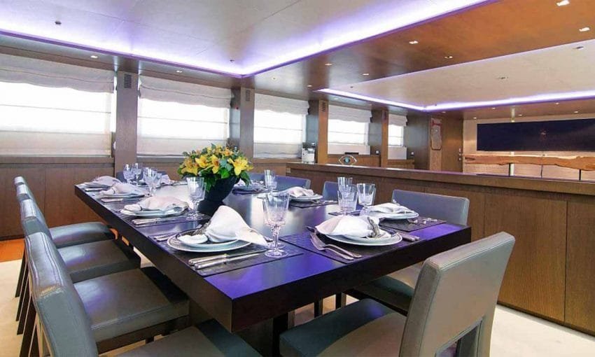 Aren-Yachting-Motor-Yacht-Mado-17-850×510-1