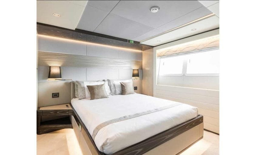 Aren-Yachting-Motor-Yacht-Mia-14-850×510-1