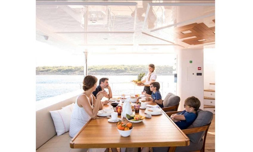Aren-Yachting-Motor-Yacht-Mia-15-850×510-1