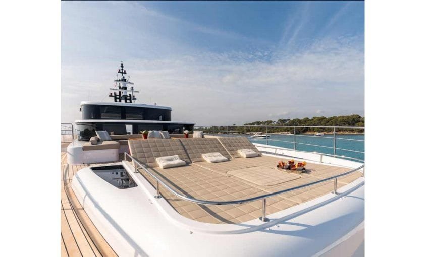 Aren-Yachting-Motor-Yacht-Mia-9-850×510-1