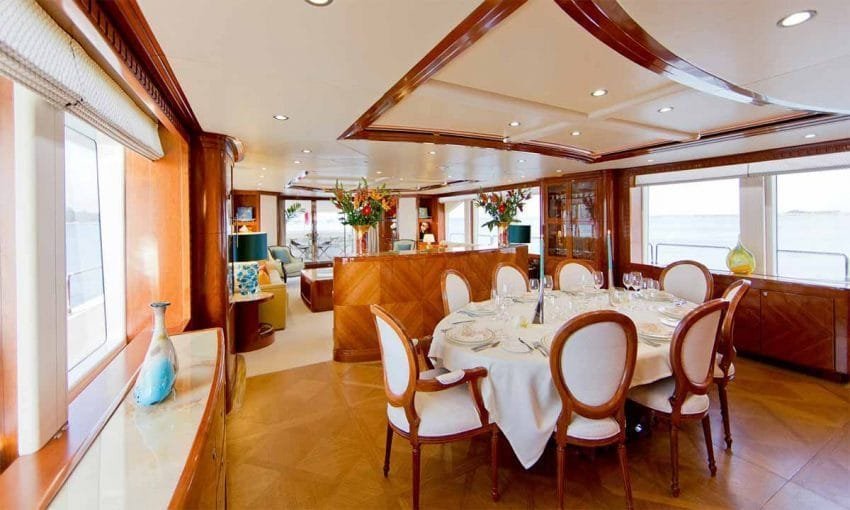 Aren-Yachting-Motor-yacht-Marina-Wonder-1-850×510-1