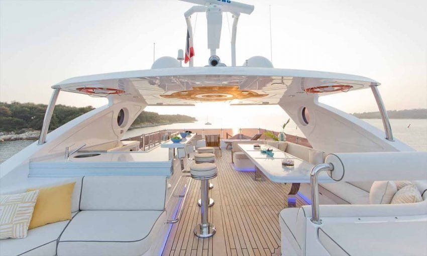 Aren-Yachting-Motor-yacht-Marina-Wonder-11-850×510-1