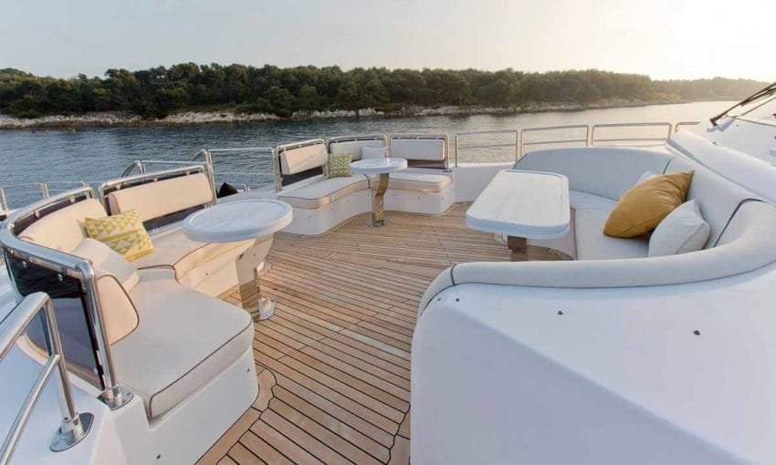 Aren-Yachting-Motor-yacht-Marina-Wonder-12-850×510-1