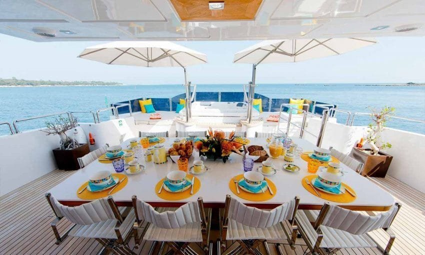 Aren-Yachting-Motor-yacht-Marina-Wonder-17-850×510-1