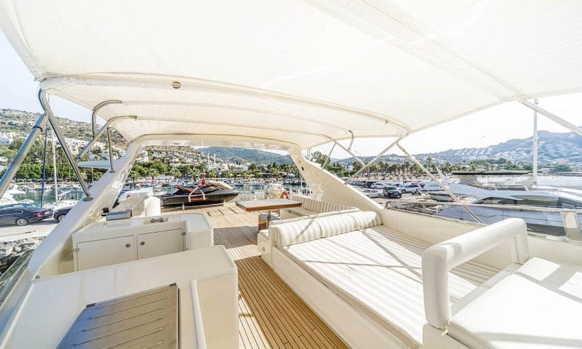 Aren-Yachting-Motoryacht-Sanref-Falcon-115-10-850×510-1