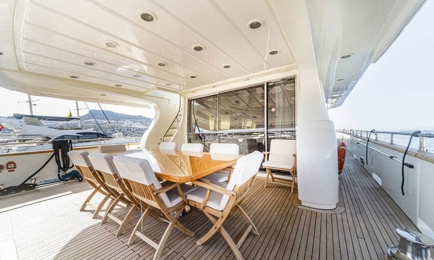 Aren-Yachting-Motoryacht-Sanref-Falcon-115-12-850×510-1