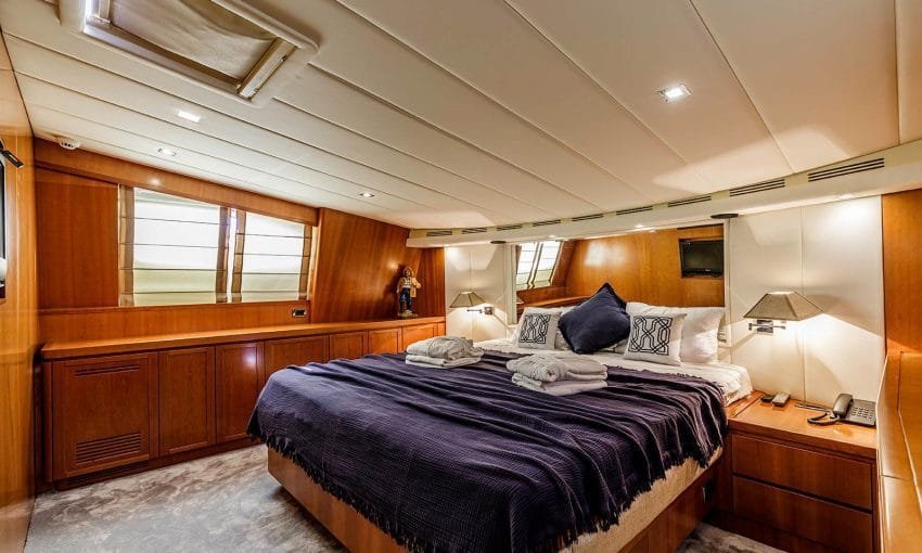 Aren-Yachting-Motoryacht-Sanref-Falcon-115-16-850×510-1