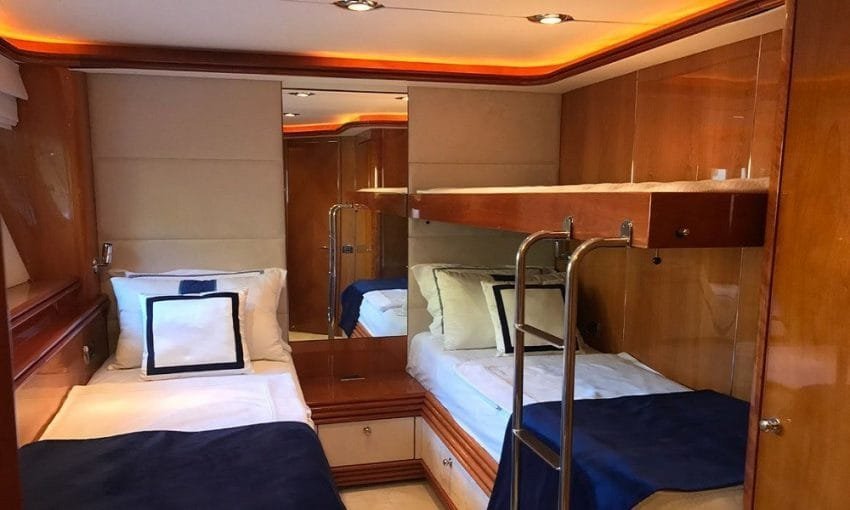 Aren-Yachting-Motoryat-Sunseeker-35-850×510-1