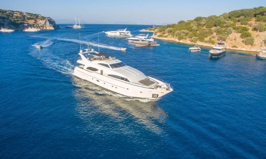 High-Level-Motoryact-Aren-Yachting-11-850×510-1