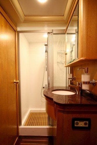 Mein-Schatz-27-mt-5-Cabin-Luxury-Gulet-Bodrum-18-333×500-1