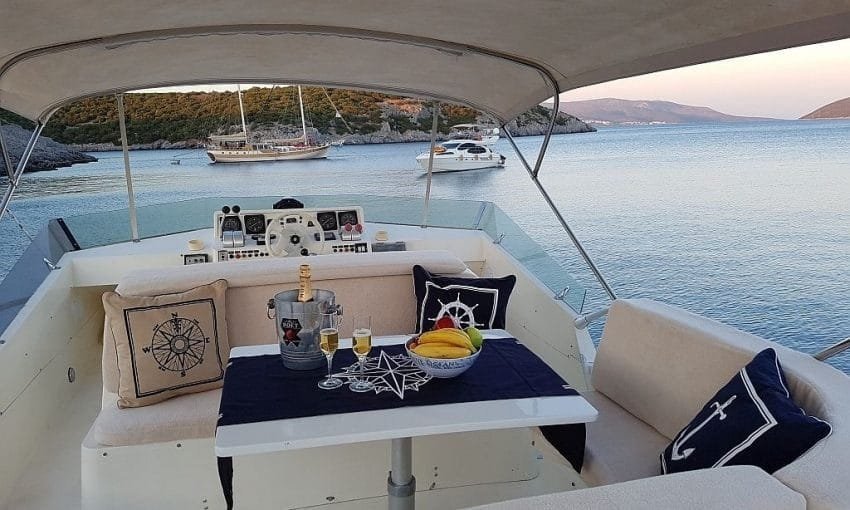 Motoryat-Aegean-Angel-8-850×510-1-1