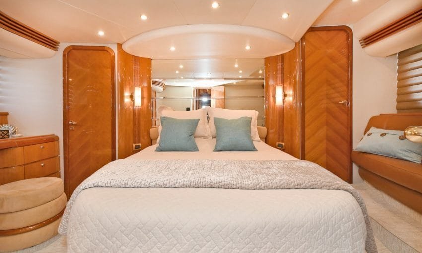Motoryat-Azimut-68-Evolution-1-850×510-1