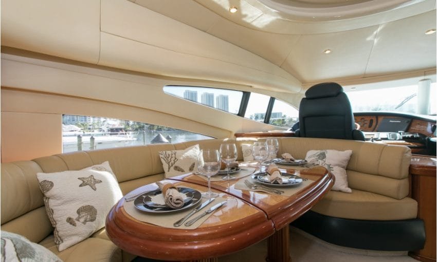 Motoryat-Azimut-68-Evolution-10-850×510-1