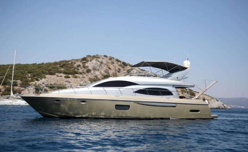 Motoryat-Selene-2-2