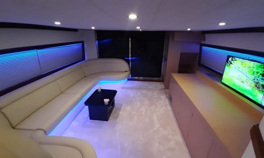 Motoryat-Selene-9-850×510-1-2