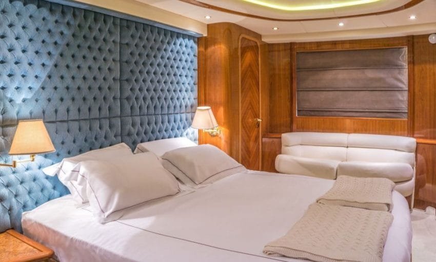 stoli-azimut-85-motor-yacht-13-1024-576-850×510-1 – Kopya