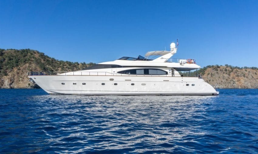 stoli-azimut-85-motor-yacht-8-1024-576-850×510-1 – Kopya